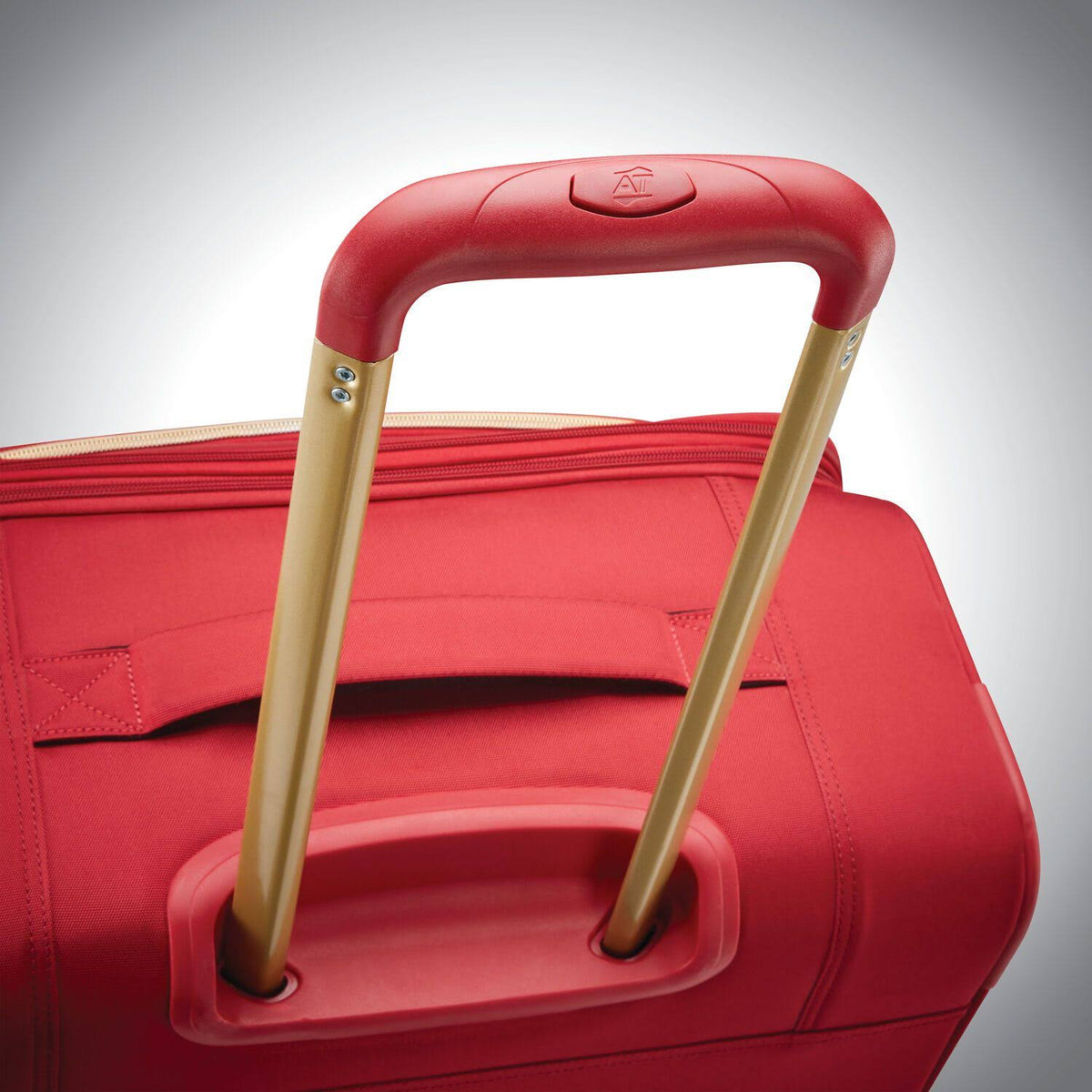 Red 25 inch Spinner Luggage F6765