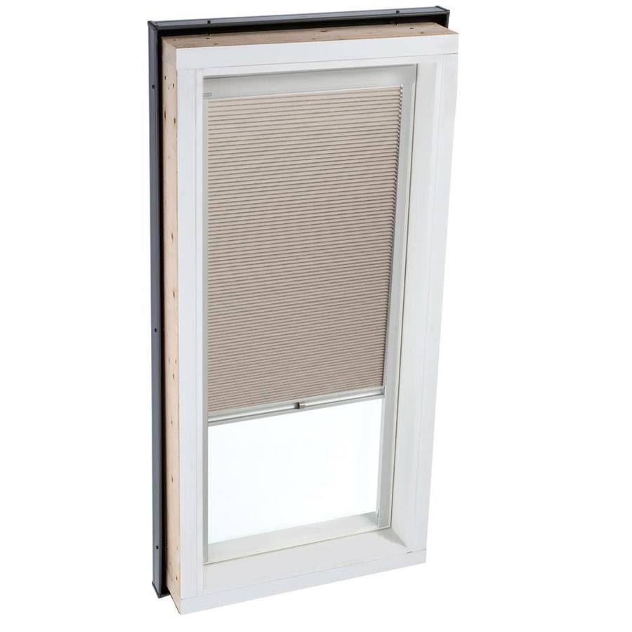 White Manual Double Pleated Blind D232