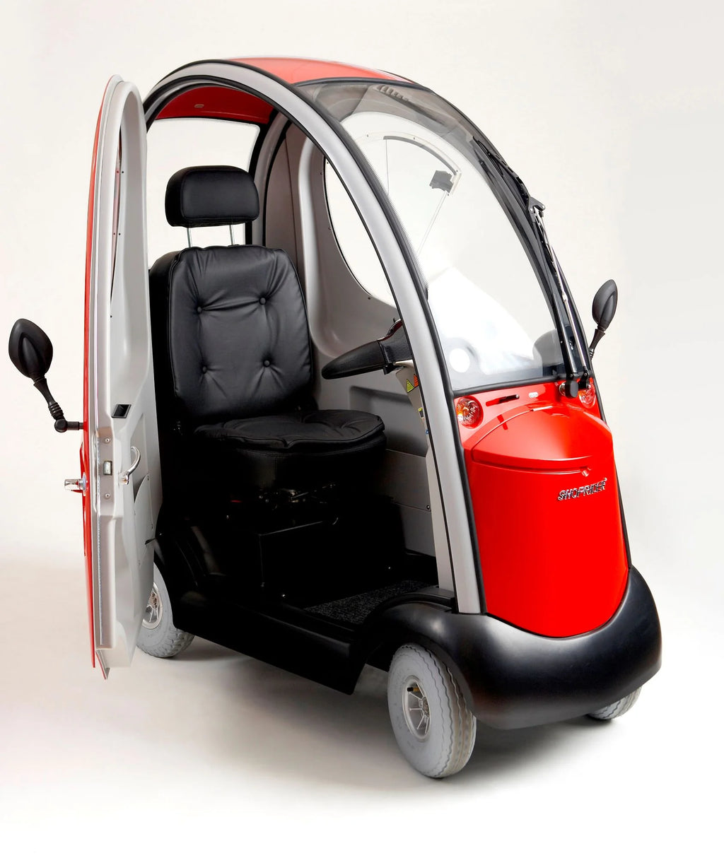 Red Enclosed Cabin Mobility Scooter Y515357