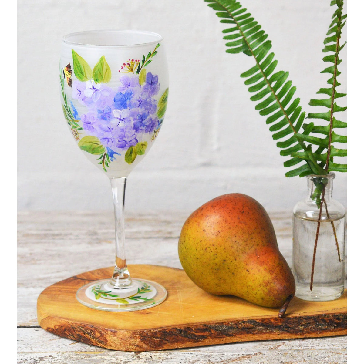 Set of 2 White and Blue Floral Hand Painted Wine Glass 10.5 oz M802690