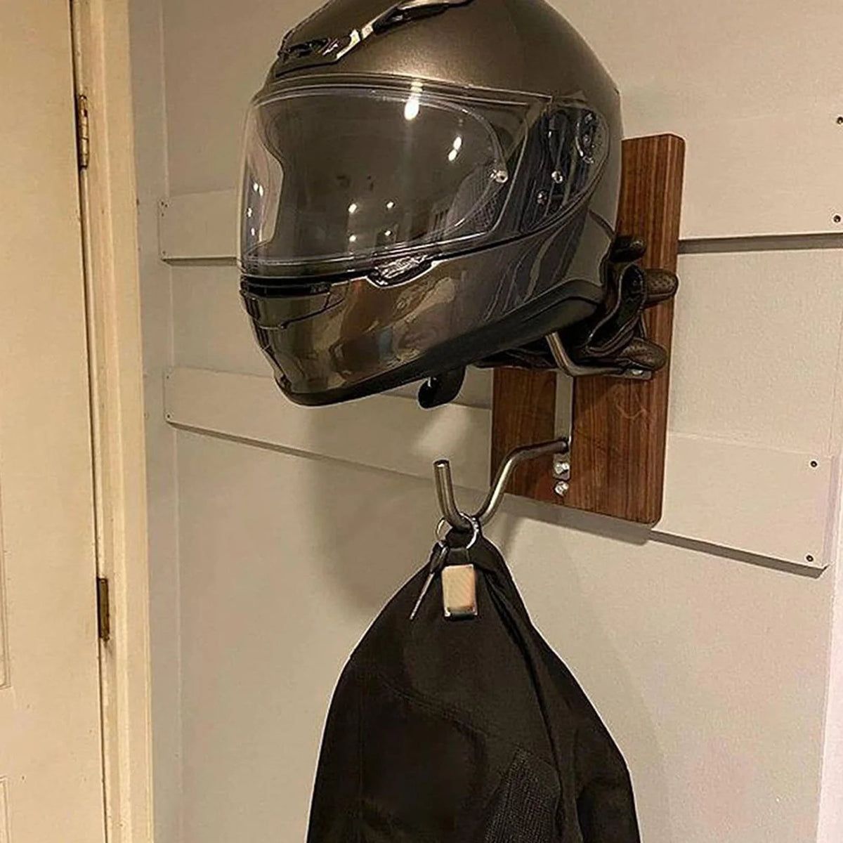 Wooden Wall Mounted Headhelmet Rack N529