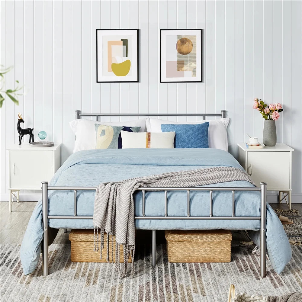 White Full Metal Platform Bed with Spindle Headboard and Footboard I4305