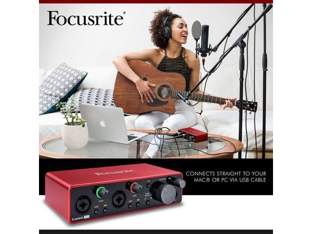 Focusrite Scarlett 2i2 2-in 2-OUT USB Recording Audio Interface (3rd Generation) + Samson SR360 Over-Ear Dynamic Headphones F363