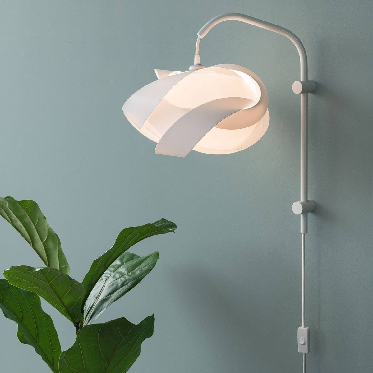White Polycarbonate Lampshade P9207