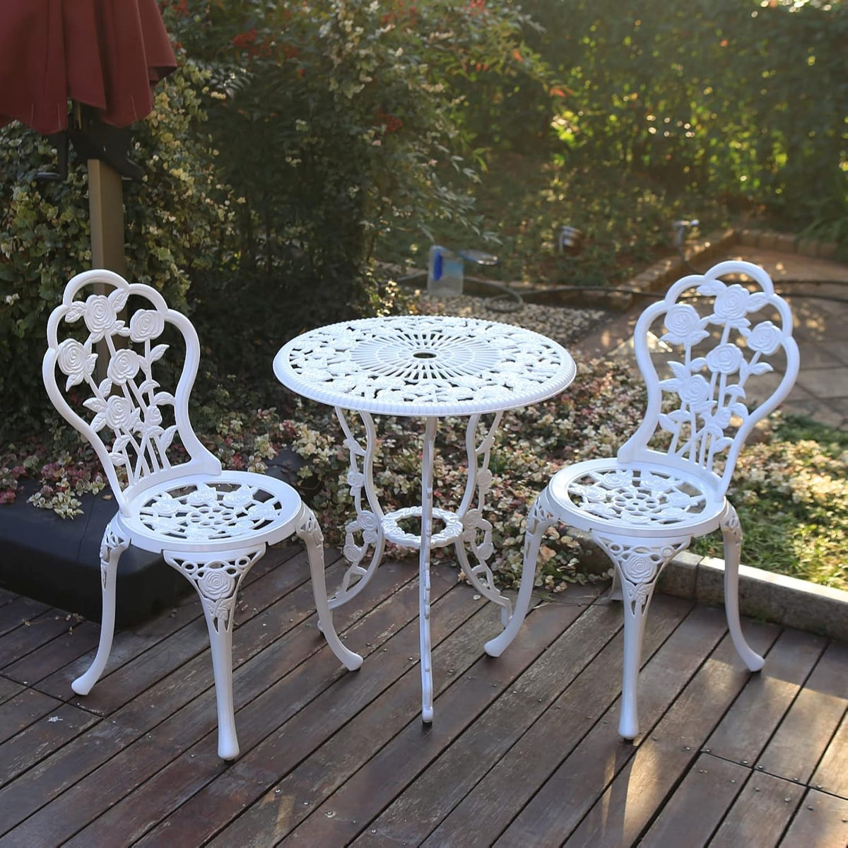 White 3 Piece Cast Aluminum Bistro Table Set Z46616